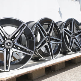 4x Alufelge 18 Zoll 7.5