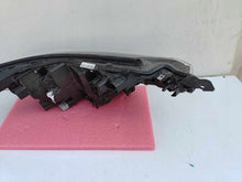 Laden Sie das Bild in den Galerie-Viewer, Frontscheinwerfer Toyota C-Hr 81150-YP280 Links Scheinwerfer Headlight SCH1746075263fr