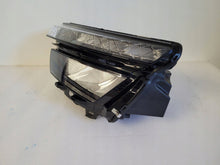 Laden Sie das Bild in den Galerie-Viewer, Frontscheinwerfer Skoda Kamiq 658941015 Links Scheinwerfer Headlight SCH1076001851ry