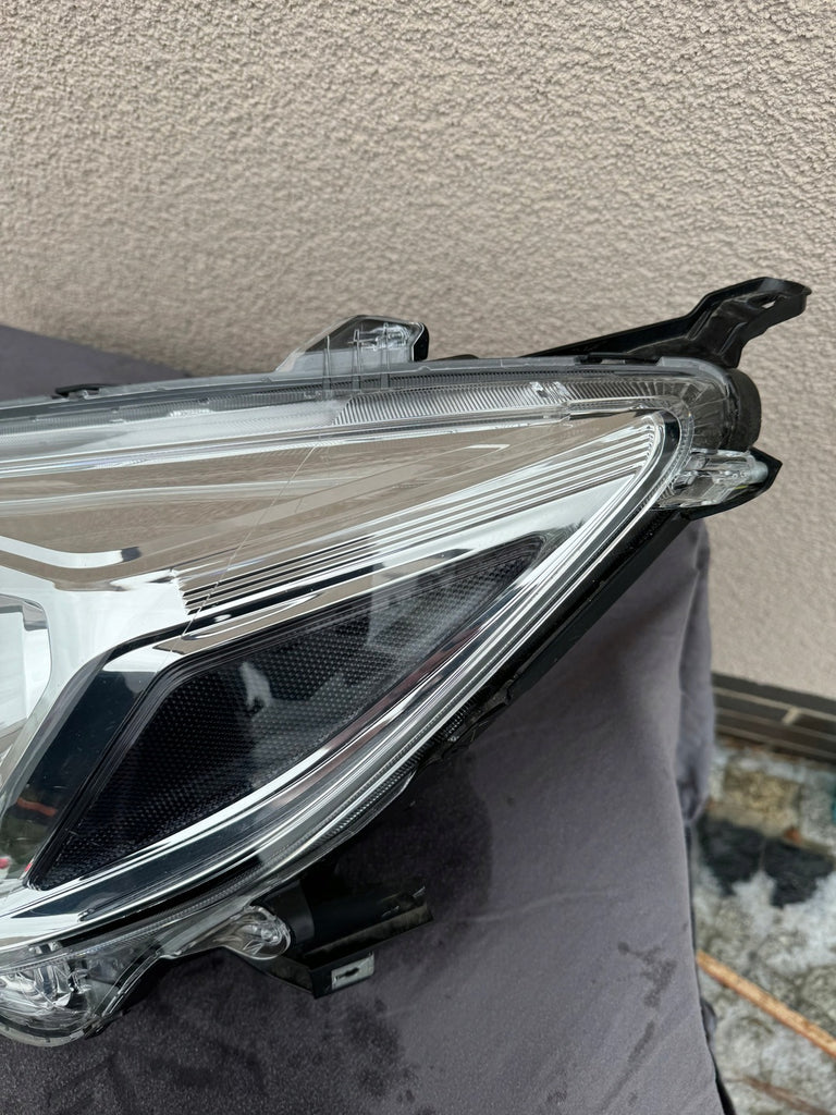 Frontscheinwerfer Mitsubishi Space Star 8301D446 Full Led Rechts oder Links