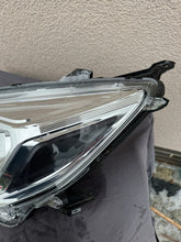 Laden Sie das Bild in den Galerie-Viewer, Frontscheinwerfer Mitsubishi Space Star 8301D446 Full Led Rechts oder Links