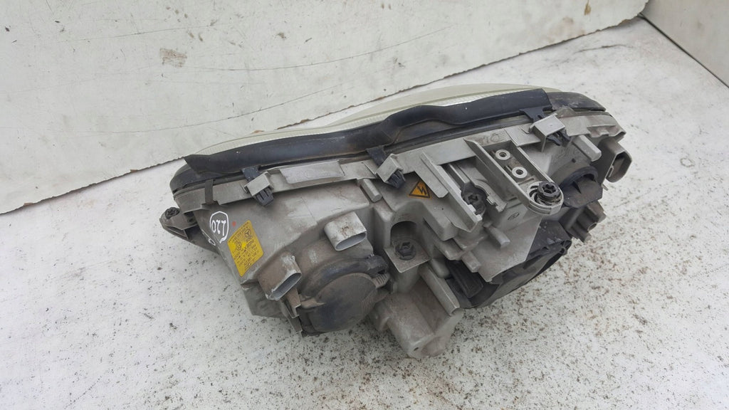 Frontscheinwerfer Mercedes-Benz W203 0301166276 Xenon Rechts Headlight SCH2546809157dg
