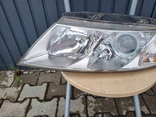 Laden Sie das Bild in den Galerie-Viewer, Frontscheinwerfer Kia Magentis 85122000 Links Scheinwerfer Headlight SCH8327473656zm