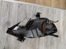 Laden Sie das Bild in den Galerie-Viewer, Frontscheinwerfer Opel Zafira B 93190406 1307329112 Links Scheinwerfer Headlight SCH9444404632za