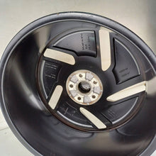 Load image into Gallery viewer, 1x Alufelge 21 Zoll 8.5" 5x112 40ET 11A601025S VW Id.4 Rim Wheel FEL6649384261nk