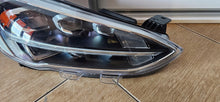 Laden Sie das Bild in den Galerie-Viewer, Frontscheinwerfer Ford Focus JX7B-13E014-AE Rechts Scheinwerfer Headlight SCH3731353408yo