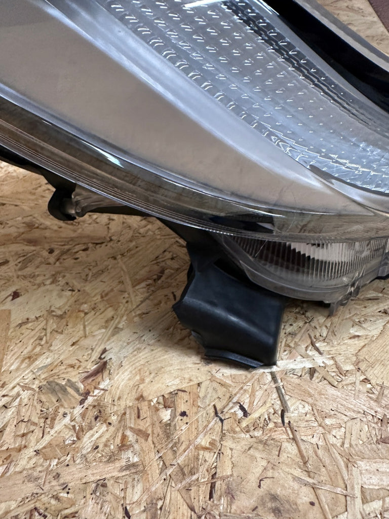Frontscheinwerfer Toyota Yaris 48531771302 Rechts Scheinwerfer Headlight SCH7913916571oa