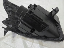 Laden Sie das Bild in den Galerie-Viewer, Frontscheinwerfer Opel Vivaro B 260602711R Ein Stück (Rechts oder Links)