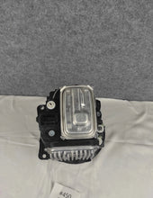 Laden Sie das Bild in den Galerie-Viewer, Frontscheinwerfer Mercedes-Benz W463 A4639068802 LED Rechts Headlight SCH1385433607ay