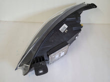 Load image into Gallery viewer, Frontscheinwerfer Ford Focus JX7B13E014CE Rechts Scheinwerfer Headlight SCH4928064034bc
