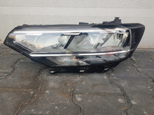 Load image into Gallery viewer, Frontscheinwerfer VW Passat B8 3G1941035P Links Scheinwerfer Headlight