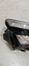 Laden Sie das Bild in den Galerie-Viewer, Frontscheinwerfer Skoda Kamiq 658941015 658941016 LED Ein Satz Headlight SCH3747958727cz