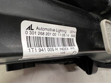 Laden Sie das Bild in den Galerie-Viewer, Frontscheinwerfer VW Touran 1t3 1T1941005H Halogen Links Scheinwerfer Headlight