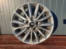 Laden Sie das Bild in den Galerie-Viewer, 1x Alufelge 16 Zoll 6.5&quot; 5x114.3 39ET Glanz Schwarz CMS-903, Toyota Avensis