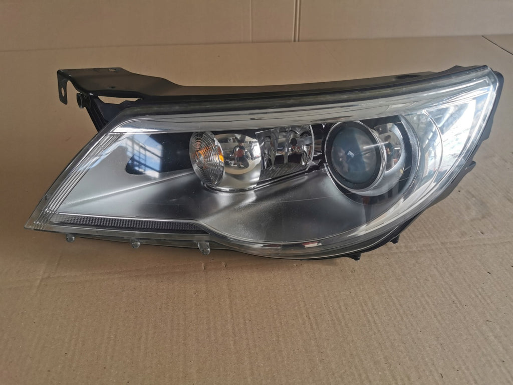 Frontscheinwerfer VW Tiguan Ein Satz Scheinwerfer Headlight SCH2153918619hz