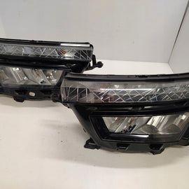 Frontscheinwerfer Skoda Kamiq 658941015 LED Ein Satz Scheinwerfer Headlight SCH3838113087zl