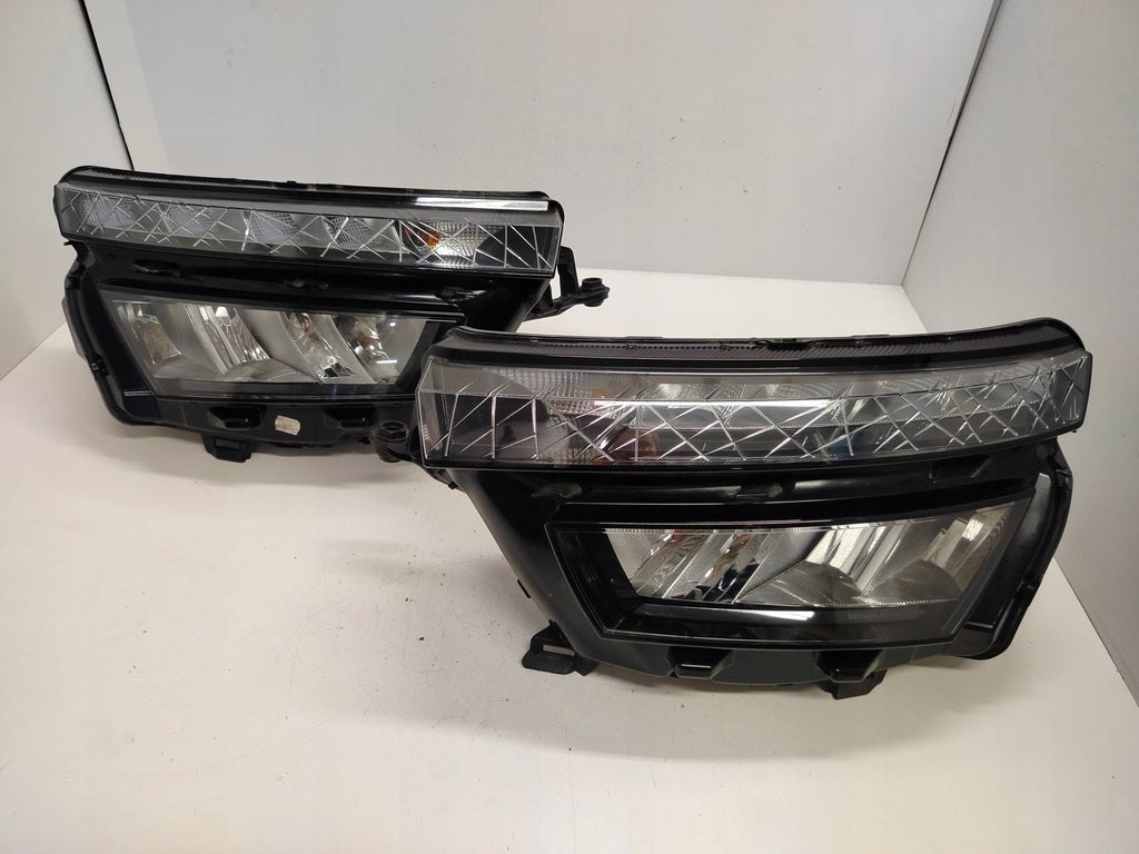 Frontscheinwerfer Skoda Kamiq 658941015 LED Ein Satz Scheinwerfer Headlight SCH3838113087zl