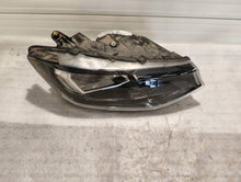 Laden Sie das Bild in den Galerie-Viewer, Frontscheinwerfer VW Caddy 2K8941006D 9001168 Rechts Scheinwerfer Headlight SCH8903360752by