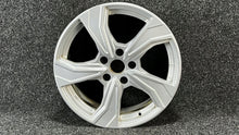 Laden Sie das Bild in den Galerie-Viewer, 1x Alufelge 17 Zoll 5x112 KBA54559 Audi Rim Wheel FEL1699745298vj