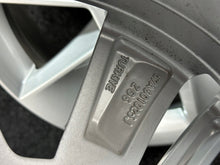 Load image into Gallery viewer, 1x Alufelge 17 Zoll 7.0" 5x112 45ET Glanz Silber 57A601025K Skoda Karoq FEL6990754940lk