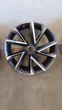 Load image into Gallery viewer, 1x Alufelge 20 Zoll Skoda Kodiaq Rim Wheel FEL6110782125os