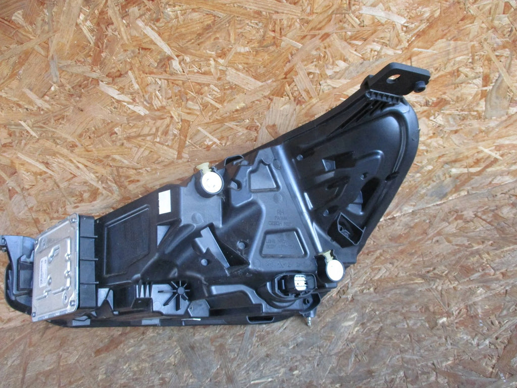 Frontscheinwerfer Ford Focus MX7-13E014-EB LED Rechts Scheinwerfer Headlight SCH6319926051xz