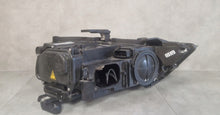 Laden Sie das Bild in den Galerie-Viewer, Frontscheinwerfer Audi Q3 8U0941005C Xenon Links Scheinwerfer Headlight SCH8265407306lr