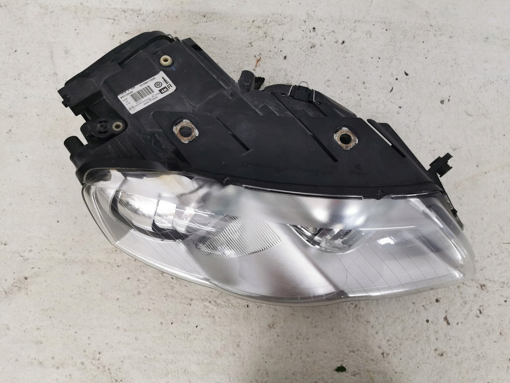 Frontscheinwerfer VW Passat 3C0941752G 3C0941751 Xenon Rechts oder Links SCH3309401005pq