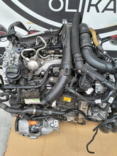 Laden Sie das Bild in den Galerie-Viewer, Motor Mercedes-Benz Cla Amg 282814 1.3 CGI 17TKm 2024 Benzin Engine Komplett MOT3035820246ds