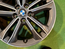 Load image into Gallery viewer, 1x Alufelge 17 Zoll 7.5" 5x112 54ET 6856087 BMW 1 F40 Rim Wheel FEL4970990085eo