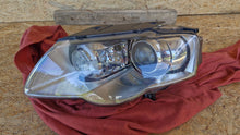 Load image into Gallery viewer, Frontscheinwerfer VW Passat 3C0941751G Xenon Links Scheinwerfer Headlight SCH7034058954ok