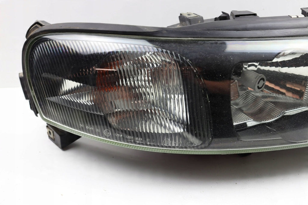 Frontscheinwerfer Volvo V70 II S60 I 30655906 89008798 Xenon Rechts Headlight