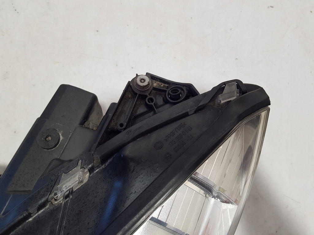 Frontscheinwerfer Mercedes-Benz C207 A2078200159 Xenon Rechts oder Links SCH6470492488jz