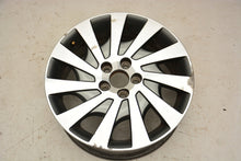 Laden Sie das Bild in den Galerie-Viewer, 1x Alufelge 17 Zoll 7.0&quot; 5x108 50ET Glanz Silber 31302111 Mg Rim Wheel