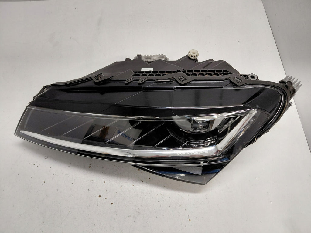 Frontscheinwerfer Skoda Superb III 3V1941015D Full LED Links Headlight SCH8050718222yy