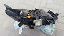 Laden Sie das Bild in den Galerie-Viewer, Frontscheinwerfer Mazda 5 Cw Links Scheinwerfer Headlight SCH1141359451ty