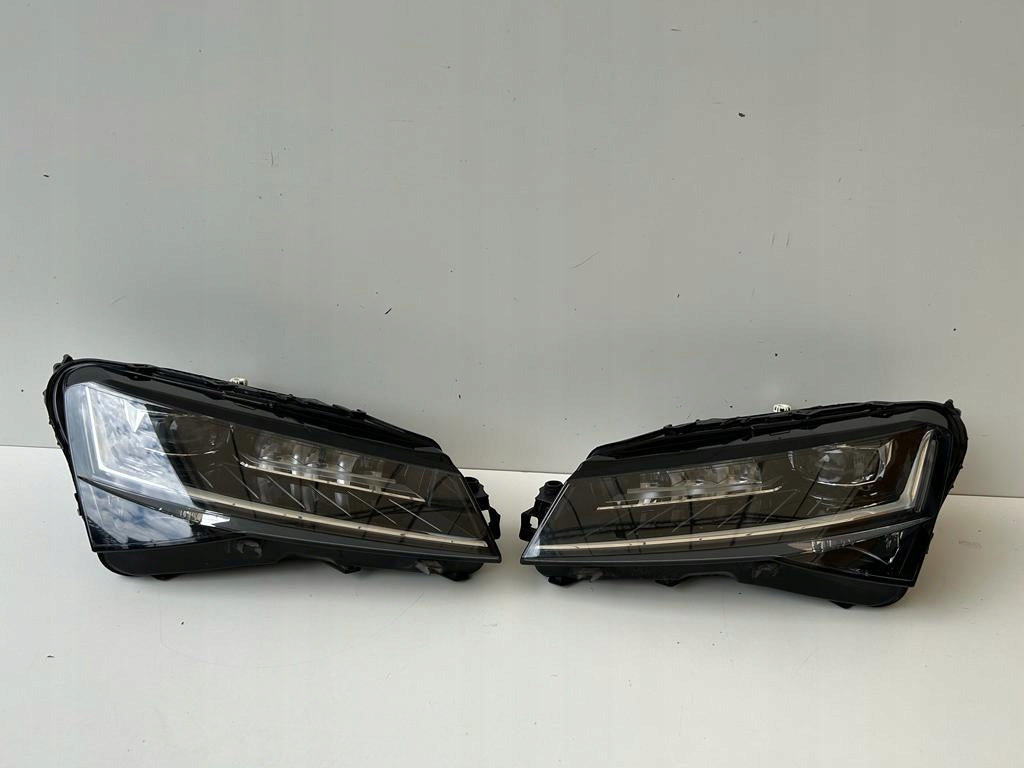 Frontscheinwerfer Skoda Superb III 3V1941015D 3V1941016D LED Rechts oder Links