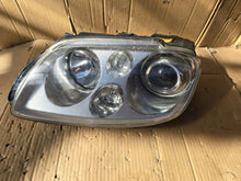 Load image into Gallery viewer, Frontscheinwerfer VW Touran 1T0941031K Links Scheinwerfer Headlight