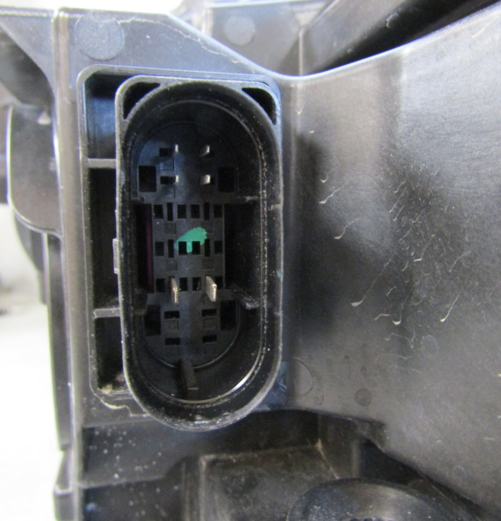 Frontscheinwerfer Mercedes-Benz Eqa Eqb A2439069000 S2704 LED Rechts Headlight SCH6878501189zg