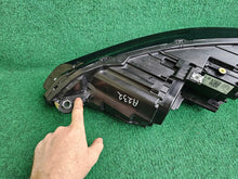 Load image into Gallery viewer, Frontscheinwerfer VW Golf VIII 5H1941036F Rechts Scheinwerfer Headlight SCH4030927026vs