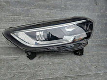 Load image into Gallery viewer, Frontscheinwerfer Renault Kadjar 260105845R Rechts Scheinwerfer Headlight SCH5949108998al