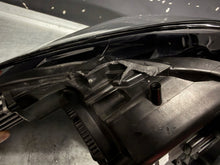 Load image into Gallery viewer, Frontscheinwerfer Opel Crossland X 39153539 Rechts Scheinwerfer Headlight SCH2474496758rh