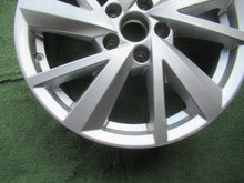 Load image into Gallery viewer, 1x Alufelge 17 Zoll 7.0" 5x112 45ET Glanz Silber 81A601025C Audi Q2 Rim Wheel FEL5609399764gb