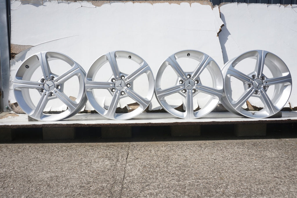 4x Alufelge 17 Zoll 6.5" 5x112 44ET Glanz Silber A1774011200 Mercedes-Benz W177 FEL6055049580mf