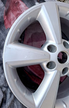Load image into Gallery viewer, 1x Alufelge 17 Zoll 6.5" 5x114.3 40ET Glanz Silber EY17AMB55 Nissan I Rim Wheel FEL4662354562jm