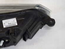 Laden Sie das Bild in den Galerie-Viewer, Frontscheinwerfer Skoda Superb III 3V1941015A LED Links Scheinwerfer Headlight