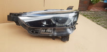 Laden Sie das Bild in den Galerie-Viewer, Frontscheinwerfer Mazda Cx3 Cx-3 D10E-51040 Full LED Links Headlight