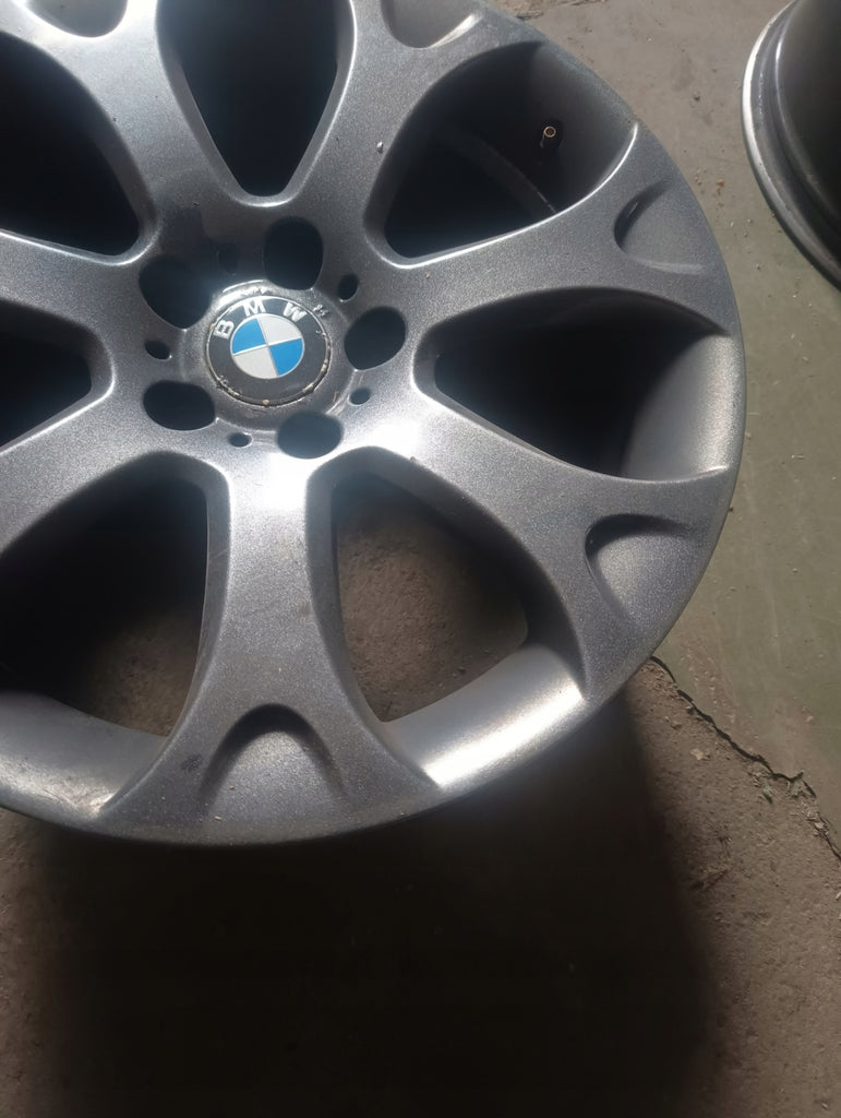 1x Alufelge 19 Zoll 9.0" 5x120 BMW X6 E71 E72 Rim Wheel FEL8487389325sv