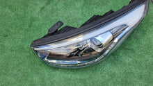 Load image into Gallery viewer, Frontscheinwerfer Hyundai Ix35 Links Scheinwerfer Headlight