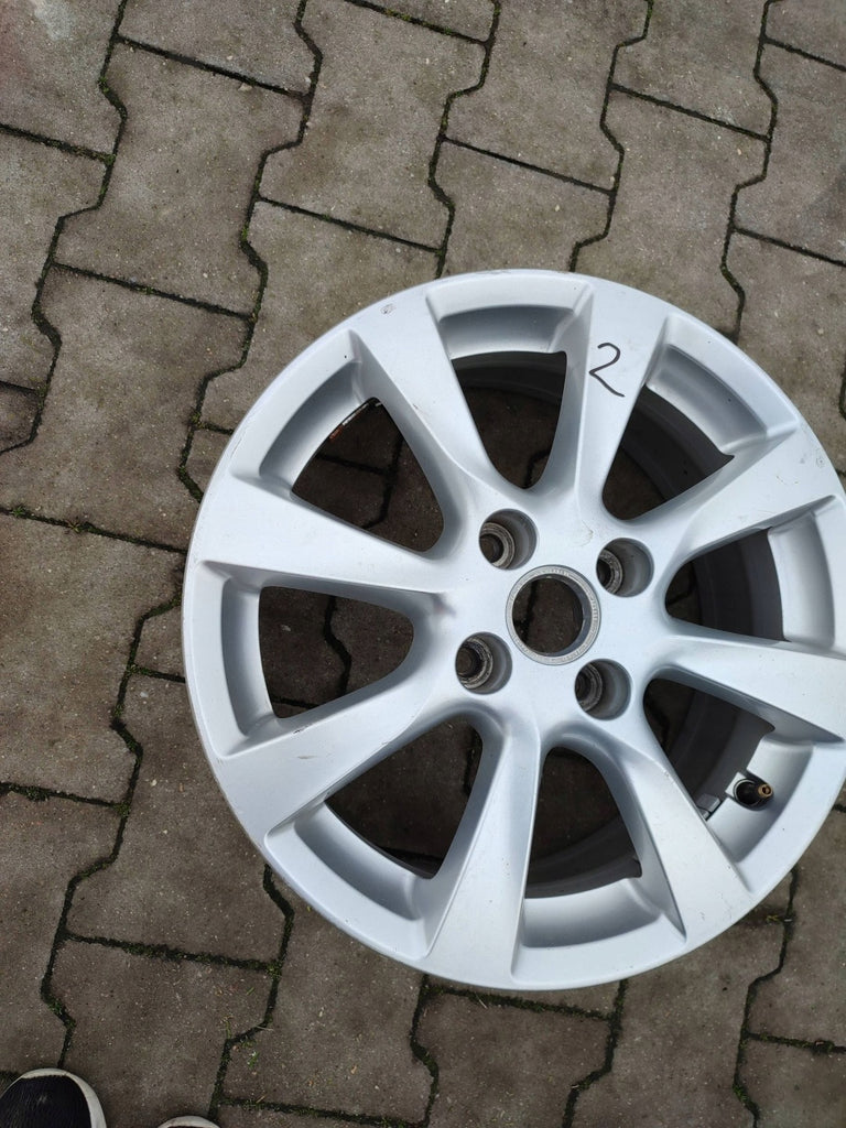 1x Alufelge 16 Zoll 6.5" 4x108 38ET Silber 9832274480 Opel Corsa F Rim Wheel FEL5715725612gr